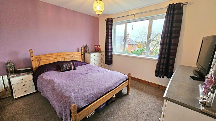 3 Bedroom Terraced House For Sale In Stourbridge, Norton, Lavender Lane, DY8