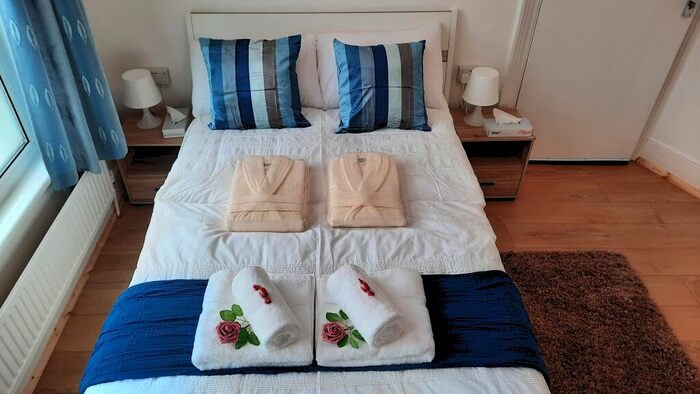 1 Bedroom House To Rent In Beck Road, London, E8