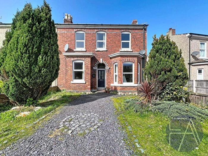 3 Bedroom Semi-Detached House For Sale In Everton Road, Southport, Merseyside, PR8