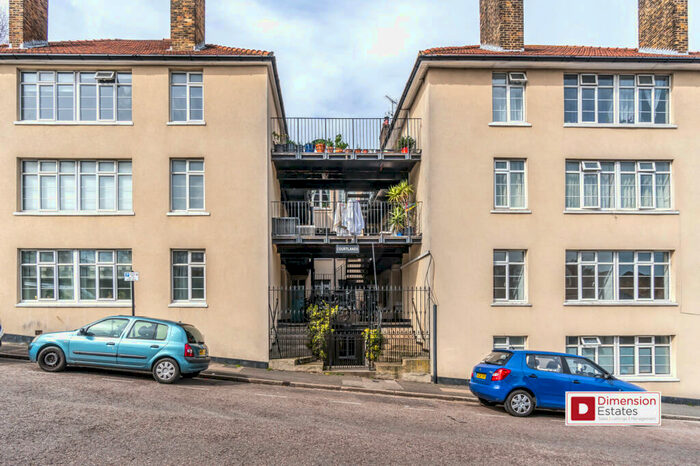 2 Bedroom Flat To Rent In Harrington Hill, Upper Clapton, Hackney, E5