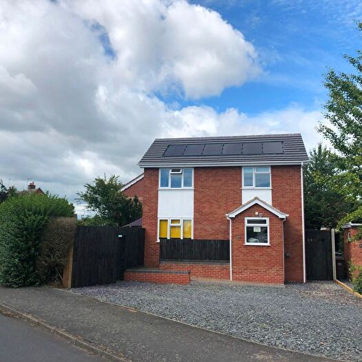 3 Bedroom Detached House To Rent In Jacomb Road, Lower Broadheath, WR2