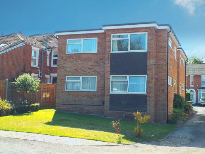 1 Bedroom Flat To Rent In Florence Road, Woolston, SO19