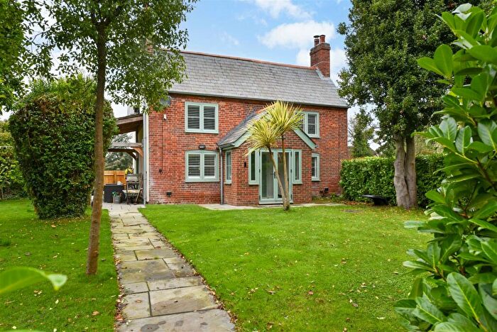 3 Bedroom Detached House For Sale In Rotten Row, Sidlesham, PO20