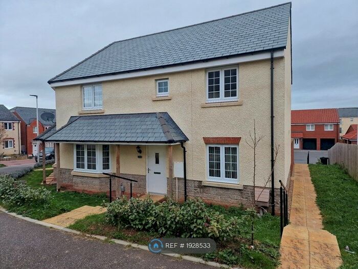 3 Bedroom Semi-Detached House To Rent In Cranbrook, Exeter, EX5