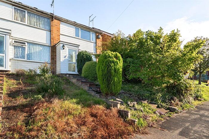 2 Bedroom Terraced House For Sale In Frobisher Road, Rugby, CV22