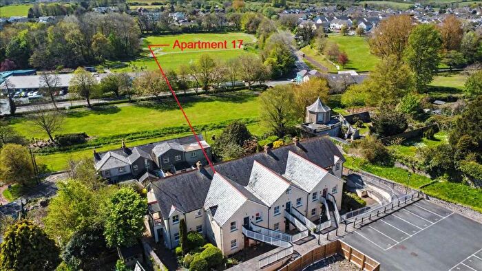 2 Bedroom Apartment For Sale In Apartment, Tudor House, SA71