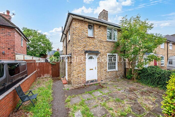 1 Bedroom Maisonette For Sale In Abbotsbury Road, Morden, SM4