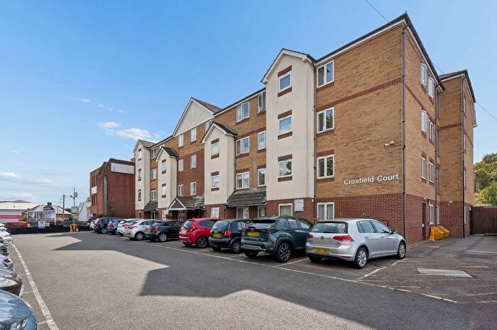2 Bedroom Property For Sale In Lower High Street, Watford, WD17