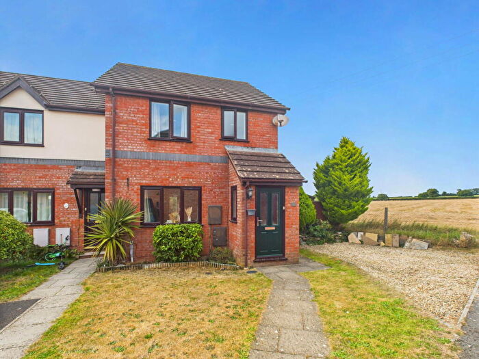 3 Bedroom End Of Terrace House For Sale In Acland Park, Feniton, Honiton, EX14