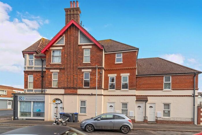 1 Bedroom Apartment To Rent In Eton Road, Worthing, BN11