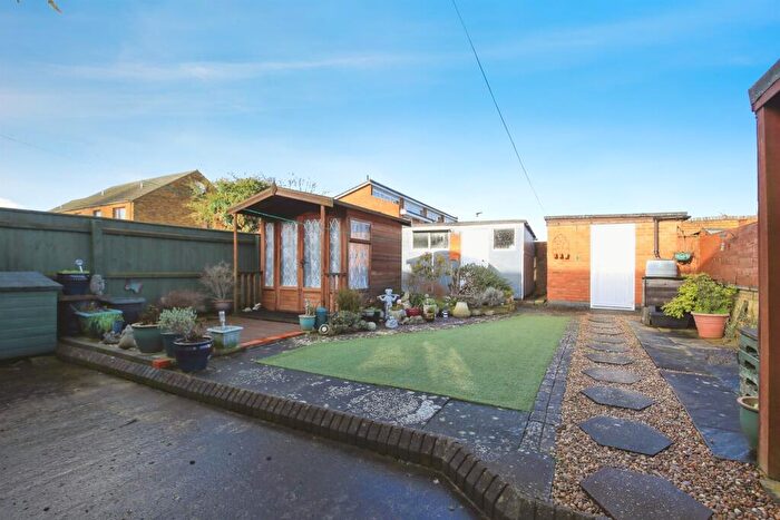 3 Bedroom Semi Detached House For Sale In Newcastle Drive, Orton Longueville, Peterborough, PE2