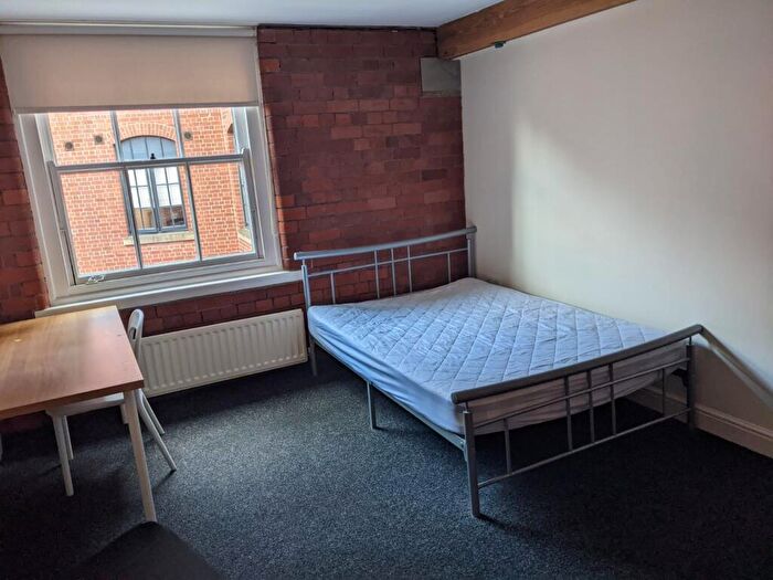 4 Bedroom Flat To Rent In Walsh Court, Bells Square, Sheffield, S1