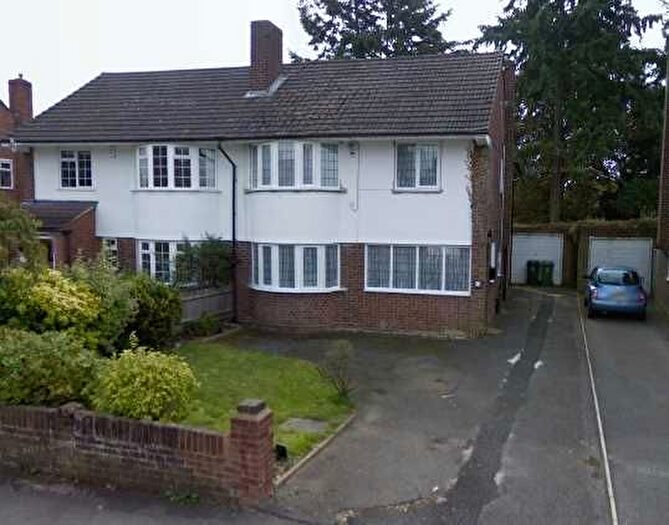 4 Bedroom Property To Rent In Vine Road, Stoke Poges, Slough, SL2