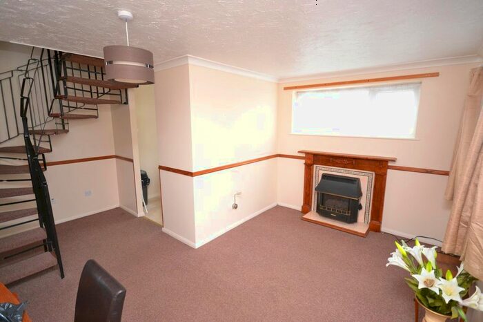 1 Bedroom End Of Terrace House To Rent In Coulsdon Close, Clacton On Sea, CO16