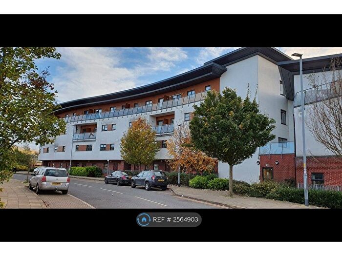 2 Bedroom Flat To Rent In Blue Moon Way, Manchester, M14