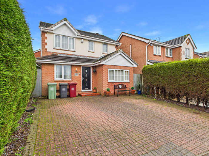 3 Bedroom Detached House For Sale In Hambleton Avenue, North Wingfield, S42