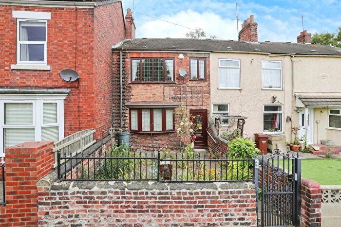 2 Bedroom Terraced House For Sale In Primrose Vale, Knottingley, WF11