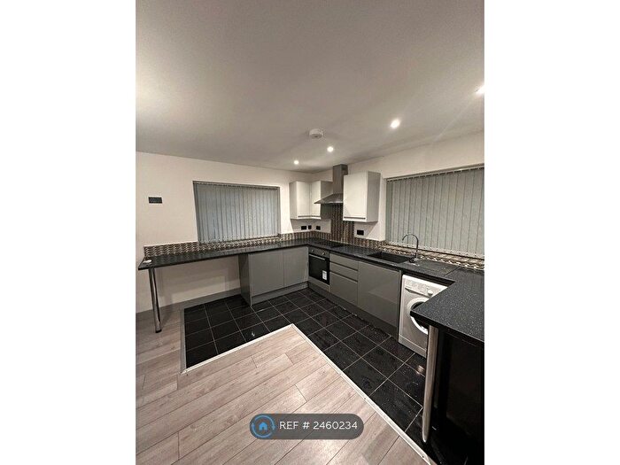 1 Bedroom Flat To Rent In High Street, Houghton Regis, Dunstable, LU5