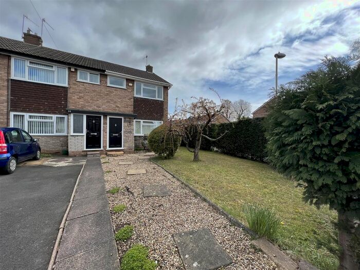 3 Bedroom Semi-Detached House To Rent In Audnam, Stourbridge, West Midlands, DY8