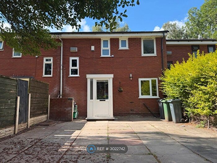 3 Bedroom Semi-Detached House To Rent In Pioneer St, Manchester, M11