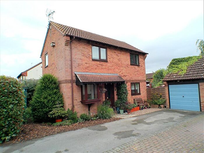 3 Bedroom Detached House For Sale In Walnut Road, Bottesford, NG13
