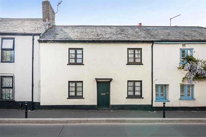 3 Bedroom Terraced House For Sale In Church Road, Alphington, Exeter, EX2