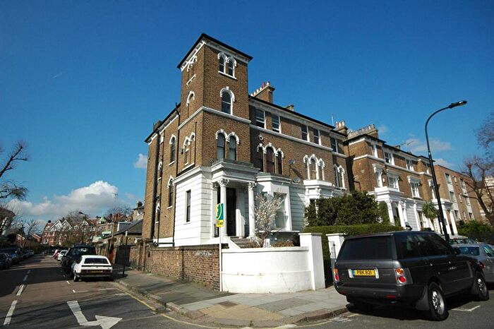 1 Bedroom Flat To Rent In Priory Road, South Hampstead, London, NW6