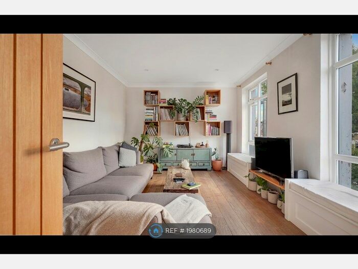 3 Bedroom Flat To Rent In Copleston Road, London, SE15