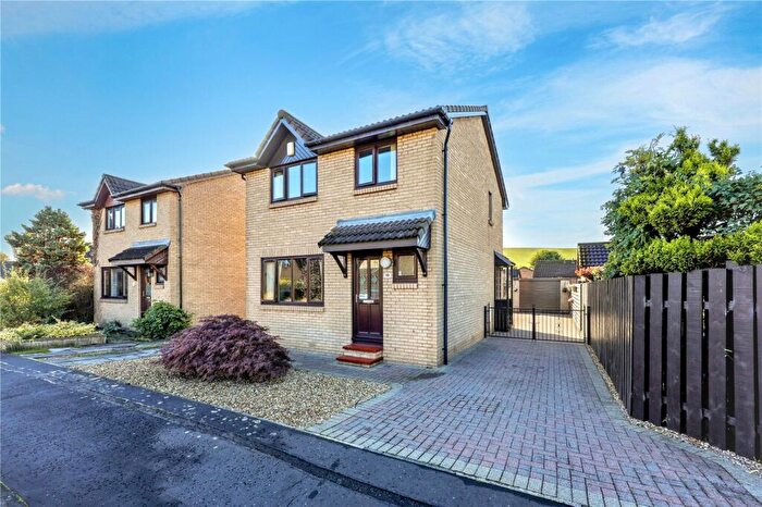 3 Bedroom Detached House For Sale In Bevan Place, Rosyth, Dunfermline, Fife, KY11
