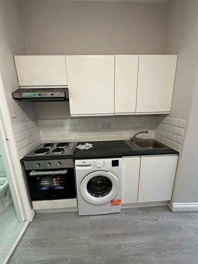 Studio To Rent In Wilton Way, Hackney, E8