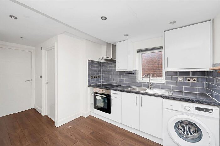 1 Bedroom Flat To Rent In High Road, London, NW10