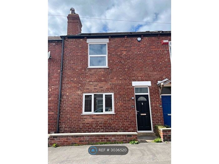 3 Bedroom Terraced House To Rent In Strawberry Avenue, Leeds, LS25