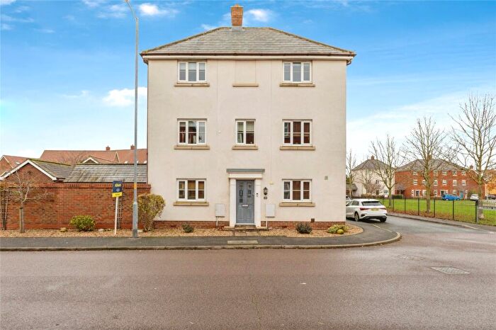 5 Bedroom Town House For Sale In Greenland Avenue, Wymondham, Norfolk, NR18