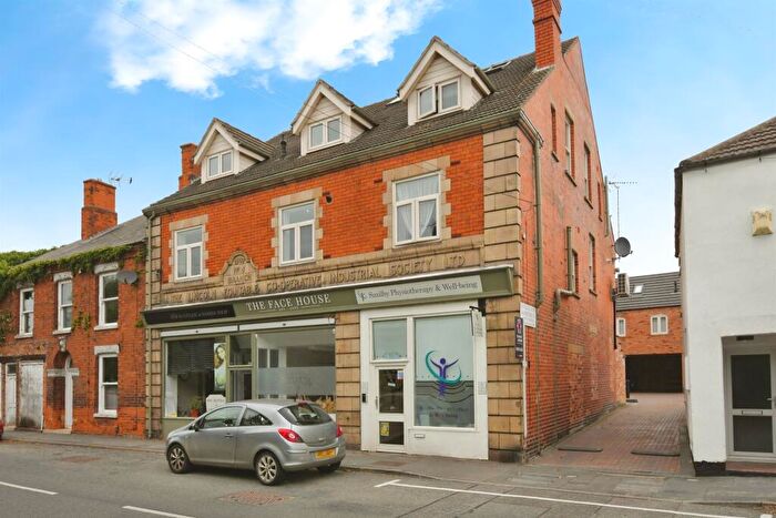 2 Bedroom Apartment For Sale In Bridge Street, Saxilby, Lincoln, LN1