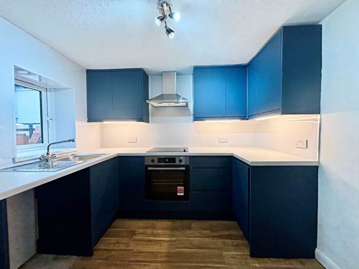 2 Bedroom Cottage To Rent In Loose Road, Maidstone, ME15