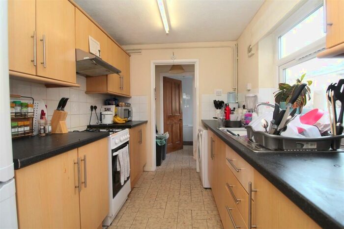 3 Bedroom House To Rent In Treherbert Street, Cathays, Cardiff, CF24