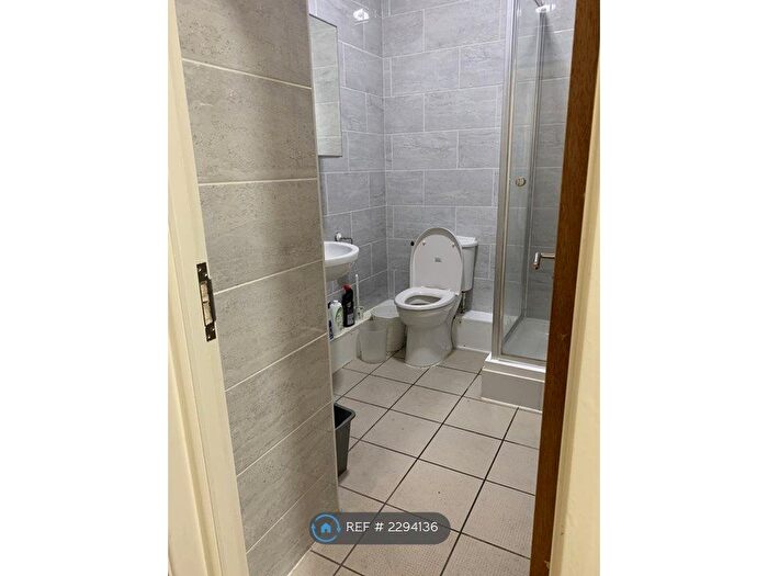 2 Bedroom Flat To Rent In Cobourg Street, Manchester, M1