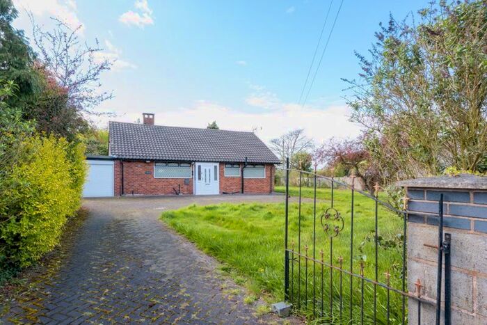 2 Bedroom Detached Bungalow For Sale In Prescot Road, Maghull, Liverpool, L31