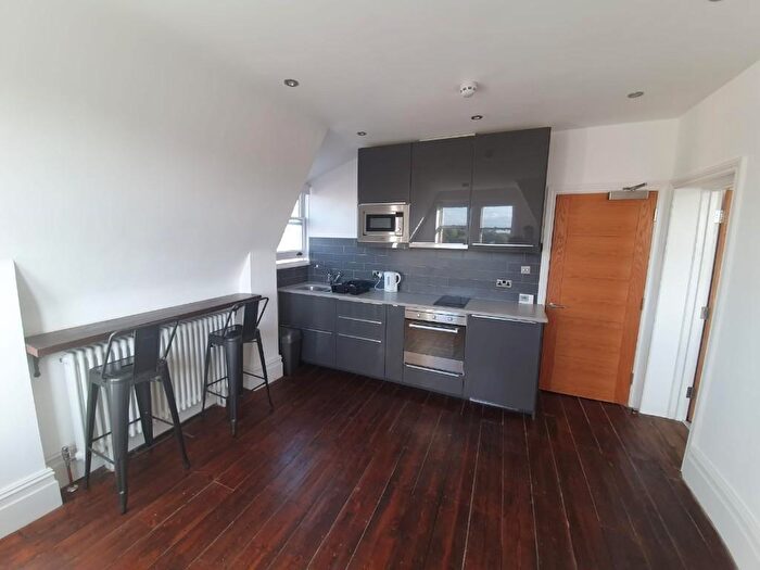 1 Bedroom Apartment To Rent In Royal College Street, London, NW1