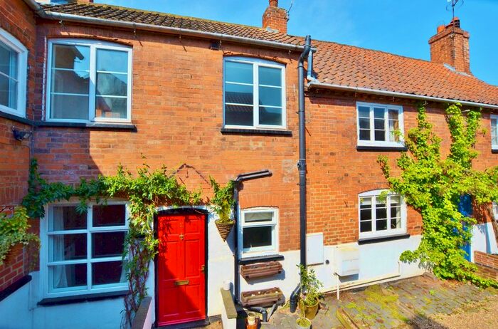 2 Bedroom Detached House To Rent In Church Street, Bingham, Nottingham, Nottinghamshire, NG13