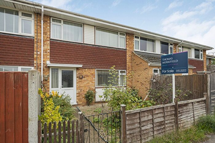 3 Bedroom Terraced House For Sale In Chiltern Close, Berinsfield, OX10