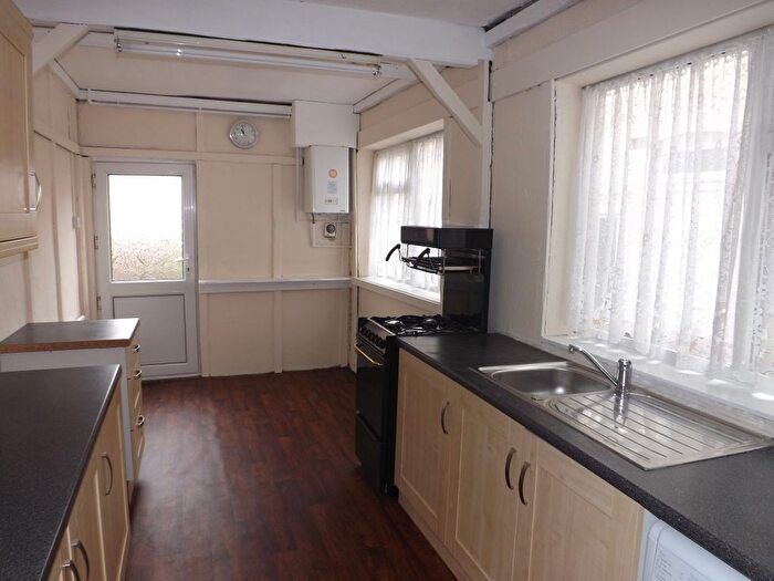 3 Bedroom Terraced House To Rent In Redcliffe Road, Mansfield, NG18