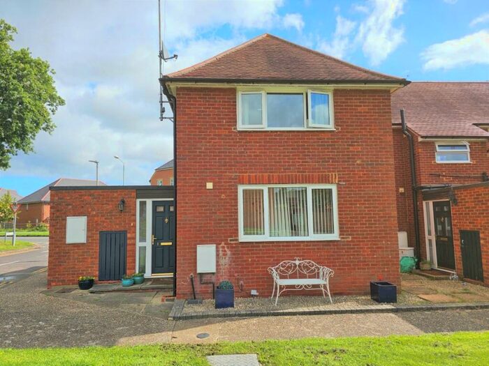 2 Bedroom End Of Terrace House To Rent In Hill Road, Arborfield, Reading, RG2
