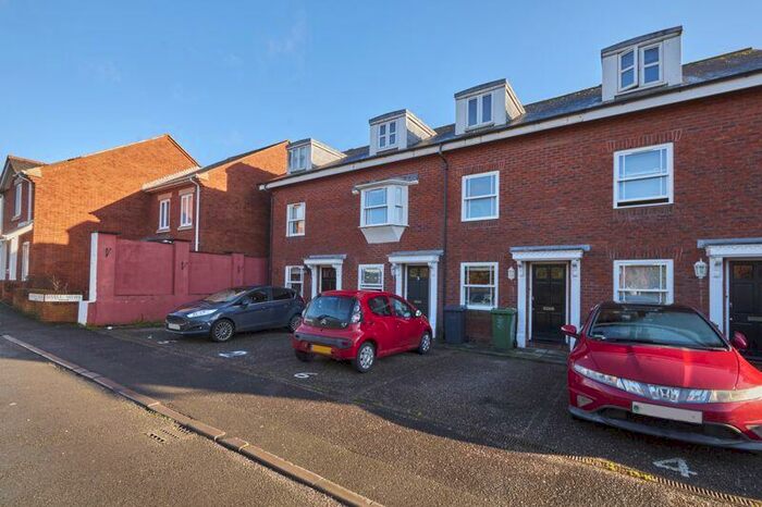 4 Bedroom Terraced House To Rent In Sivell Mews, Exeter, EX2