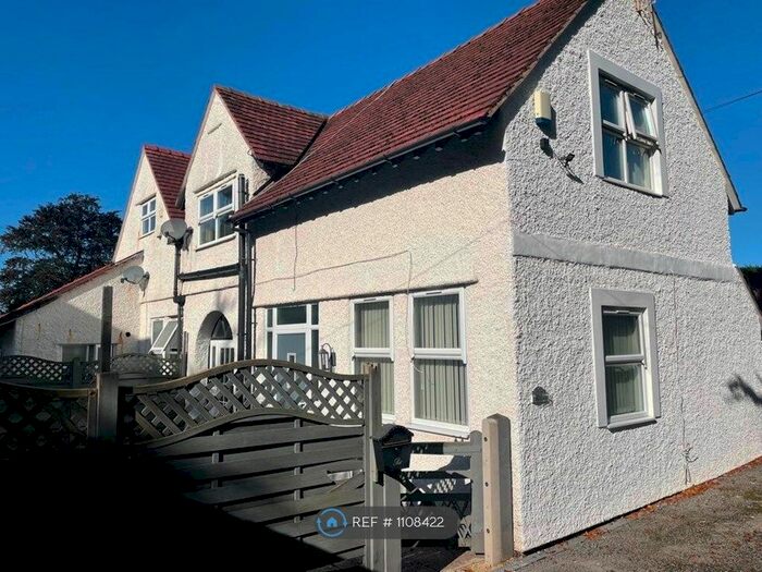 3 Bedroom Semi-Detached House To Rent In Eleanor Road, Prenton, CH43