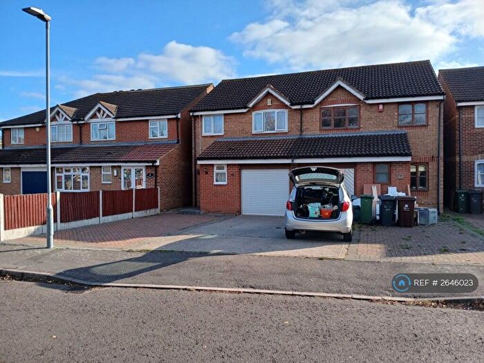 3 Bedroom Semi-Detached House To Rent In Clemence Road, Dagenham, RM10