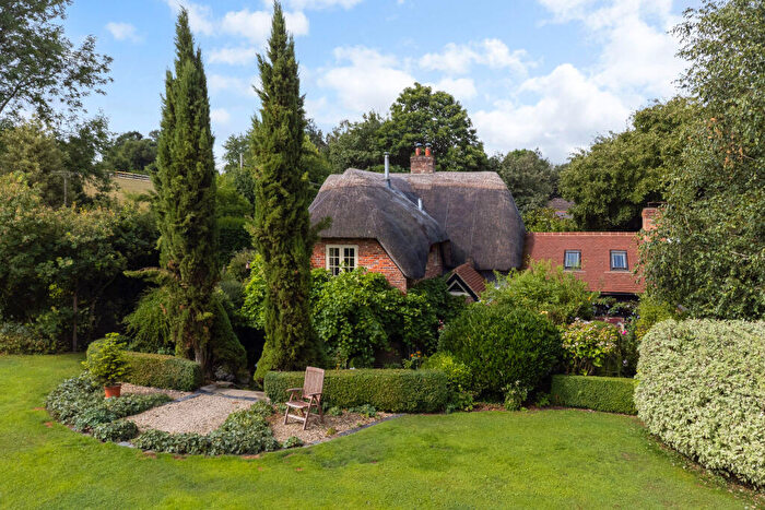 4 Bedroom Detached House For Sale In Milkhouse Water, Pewsey, SN9