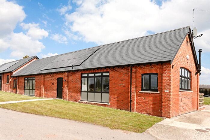 3 Bedroom Bungalow To Rent In Bosmore Park, Fawley, Henley-on-Thames, Oxfordshire, RG9