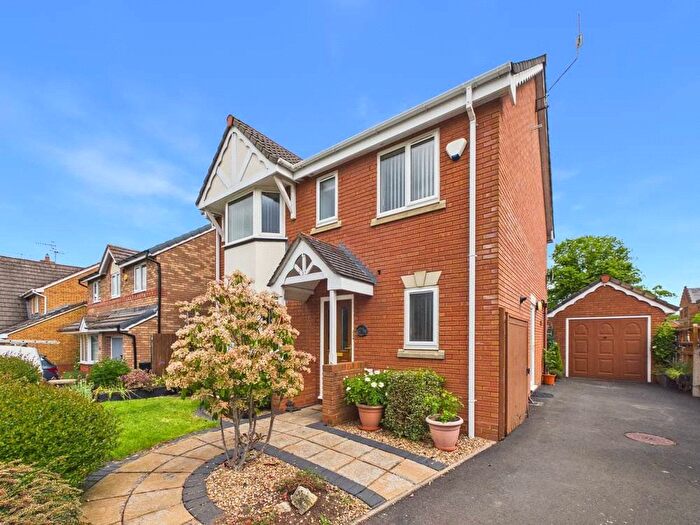 4 Bedroom Detached House For Sale In Salamanca Drive, Brockhill Village, Norton, Worcester, WR5
