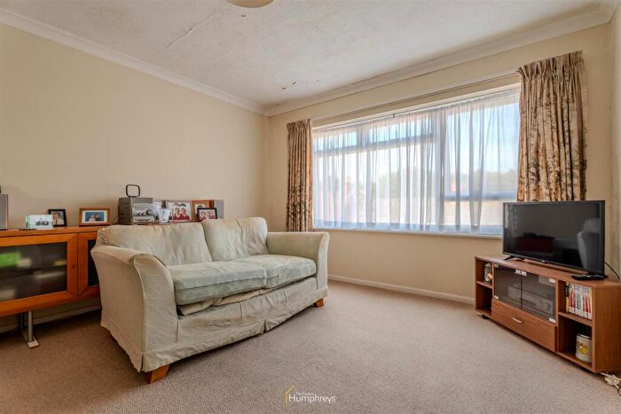 1 Bedroom Apartment For Sale In Leigh Road, Wimborne, BH21